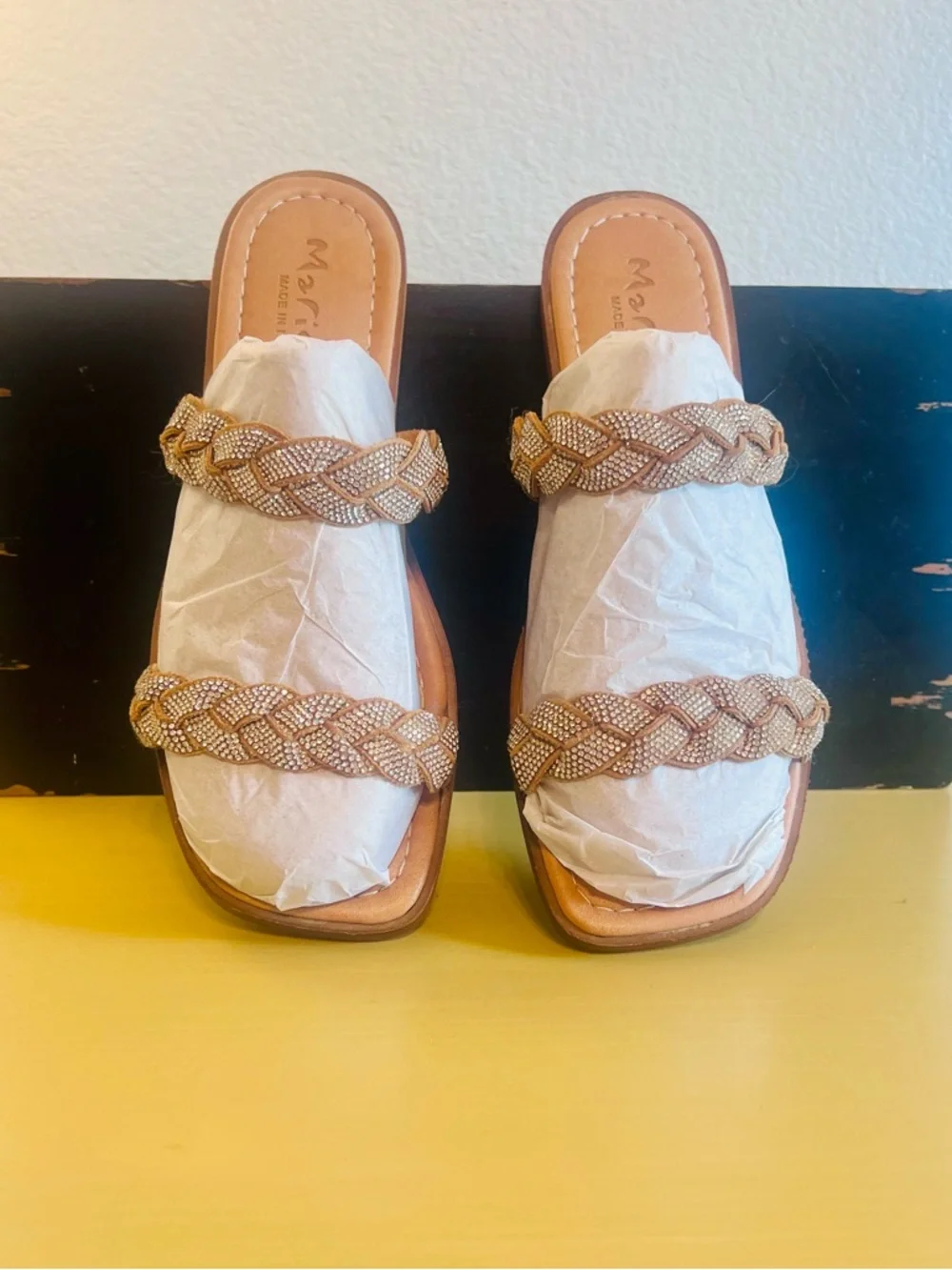 Mariella Metallic Gold Braided Slide Summer Sandals - Women's SZ 8 - Picture 2 of 5
